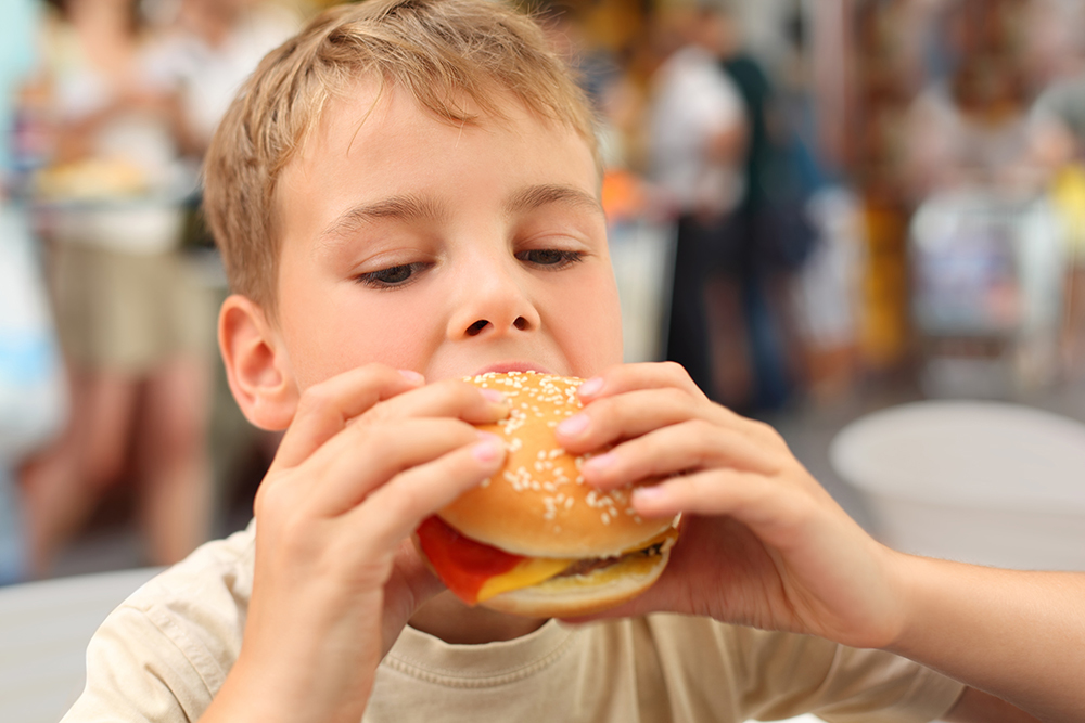 Јадењето брза храна го зголемува ризикот од дијабетес