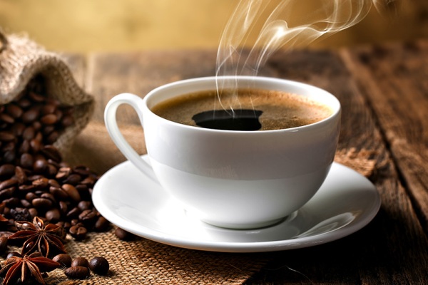 Што ќе ви се случи ако пиете кафе пред јадење?