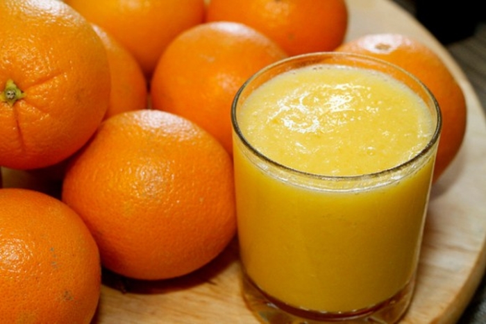 Зошто не е добро да пиете цеден портокал наутро?