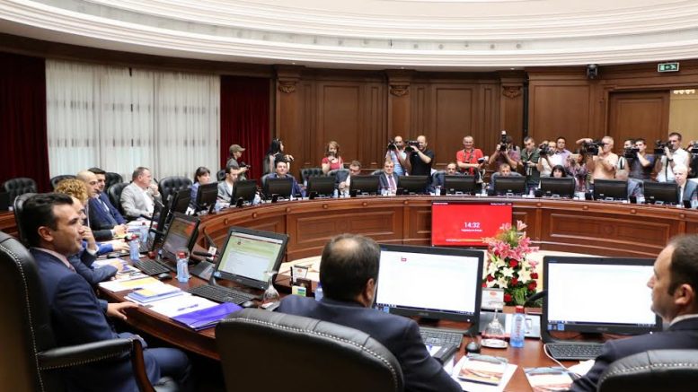 ВМРО-ДПМНЕ: Бесрамно профитира власта во време на коронавирус