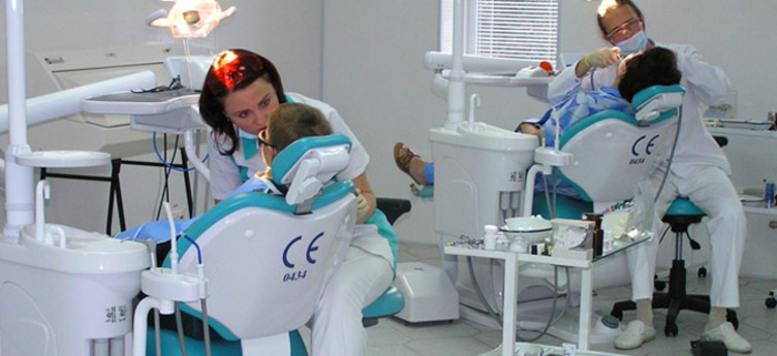 Матичните стоматолози понижени до бескрај, Ден Дончев им нуди непристојни договори!