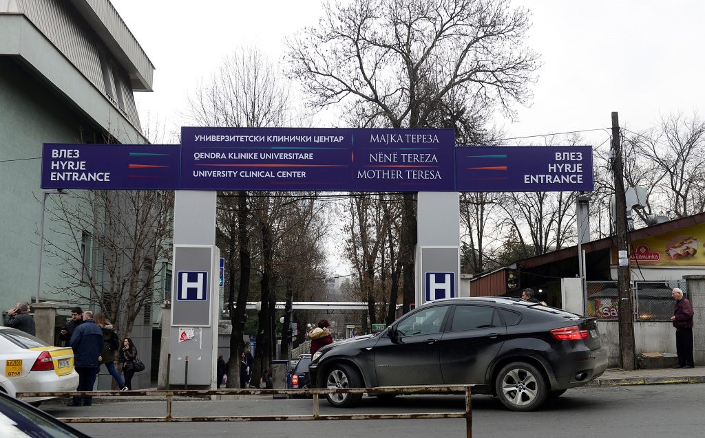 Шилеже и советот на град Скопје одлучија: Сите вработени во клинички, на работно место ќе плаќаат 2,5 пати поскап паркинг.