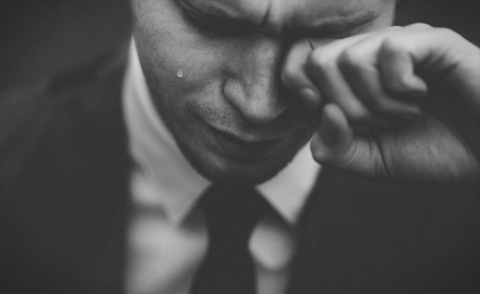 Зошто машките солзи се „скапи“?