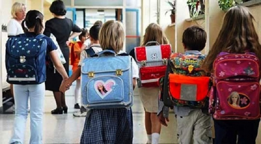 Невакцинираните деца вратени од училиште, ТВ екипа избркана од ОУ „Димитар Поп Георгиев Беровски“
