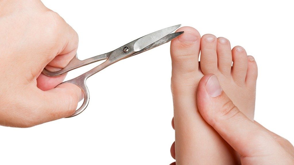 Како да излечите враснат нокт на ножниот прст?