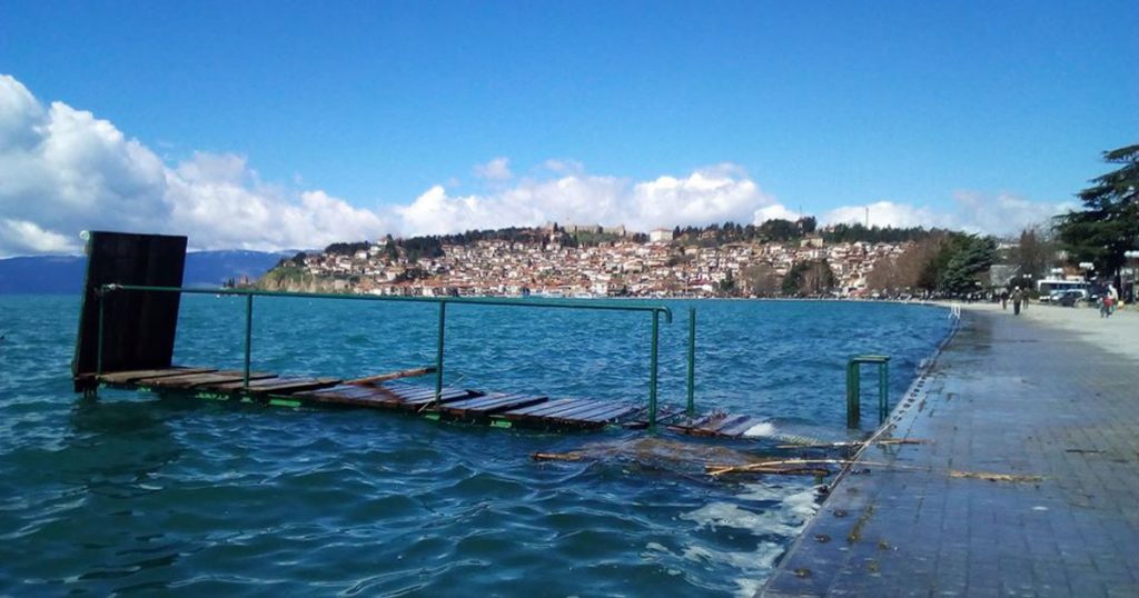 Дивоградбите го загрозуваат растителниот и животинскиот свет во и околу Охридското Езеро