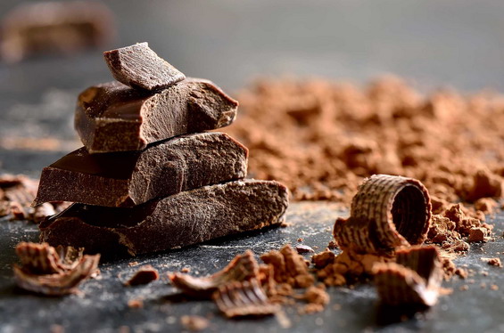 Докажано е дека какаото го намалува високиот крвен притисок и го зајакнува срцето