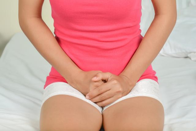 Зошто уринарните инфекции се почести кај жените?