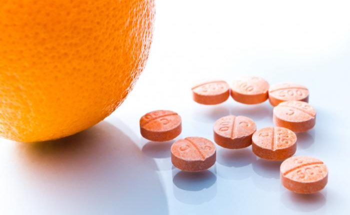 Како правилно се пијат таблетките витамин Ц?