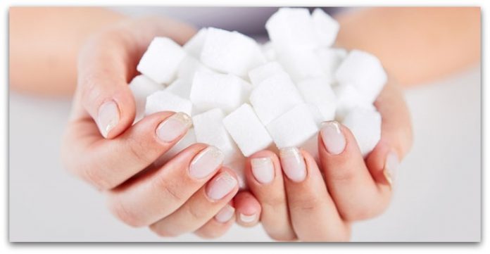 Еве зошто шеќерот ве прави “стари, грди и дебели“