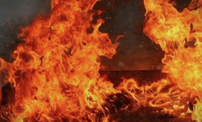 Уште една трагедија утрово за стресе Македонија: Во пожар во стан во Штип изгоре 30 годишно момче