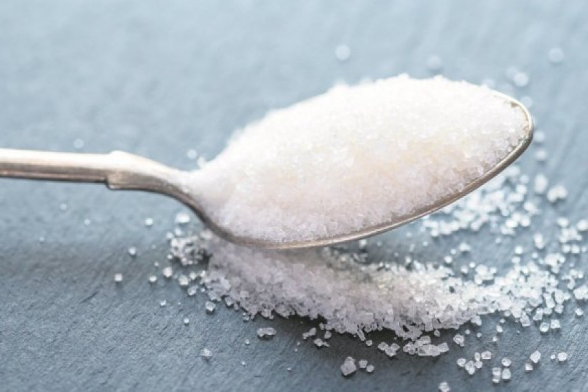 Долготрајното консумирање шеќер го уништува мозокот и влијае лошо на вашето расположение