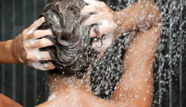 Колку често треба да ја миеме косата?