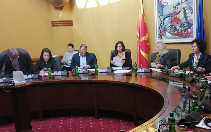 Фирмите за канабис според ВМРО-ДПМНЕ се „дивоградби“