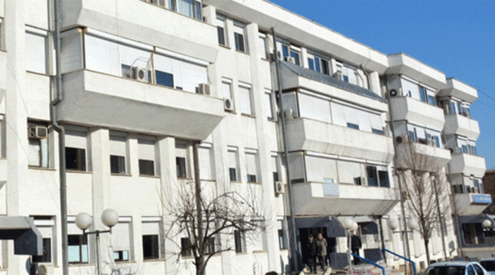 Раководството на Болницата во Куманово во Италија, вработените и болните оставени сами на себе