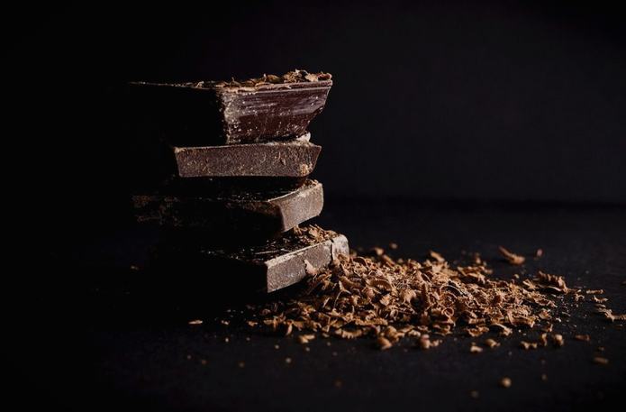 Не е баш толку здраво: Зошто (сепак) мора да внимаваме кога јадеме црно чоколадо?