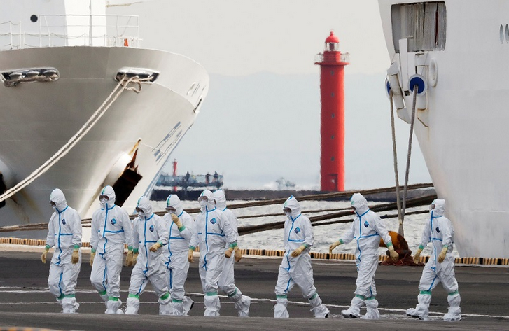 Бродот со заразени од коронавирусот, кој има и Македонци, ќе биде во карантин до 19 февруари