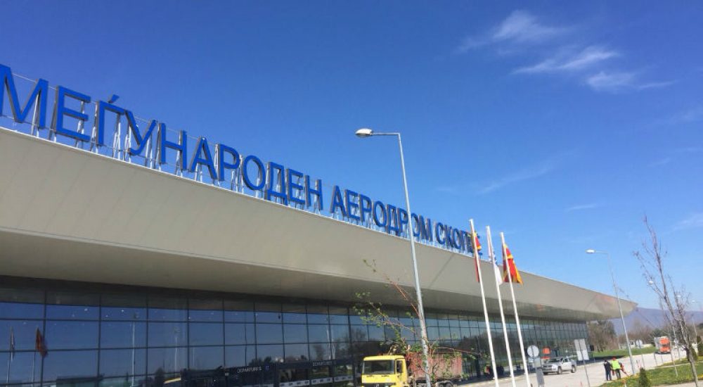 24 патници од Скопје позитивни на коронавирус слетале со авион во Финска