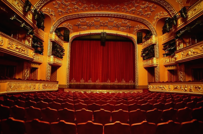 МНТ – 75 години: Сцената е првпат празна, но во бескрајното патување на театарот ќе има нови претстави