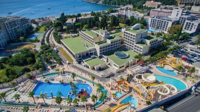 Познато кога ќе започне туристичката сезона во Црна Гора