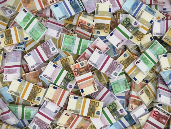 На задолжувањата им нема крај – Владата на СДСМ утре ќе се заборчи за нови 38 милиони евра
