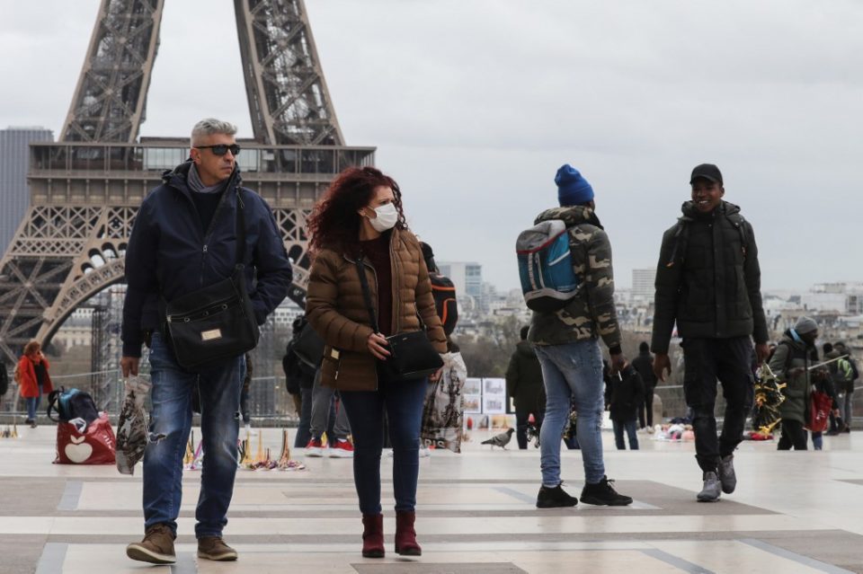 Франција брои повеќе од 3 000 заболени на дневна основа, властите не ја кријат загриженоста