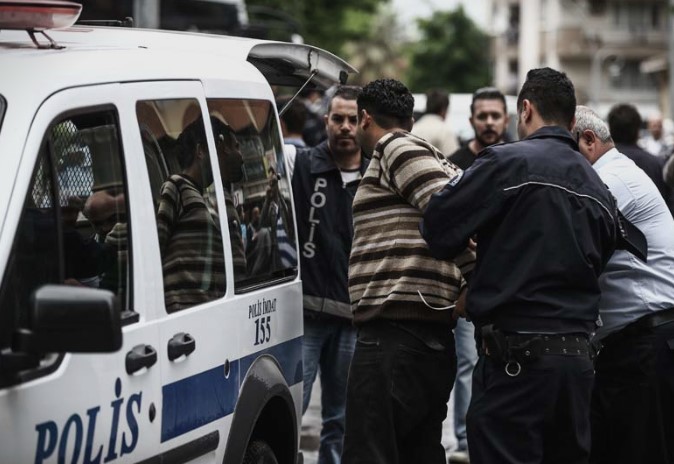 Tурција нареди притворaњe на уште над 300 осомничени поддржувачи на Фетулах Ѓулен