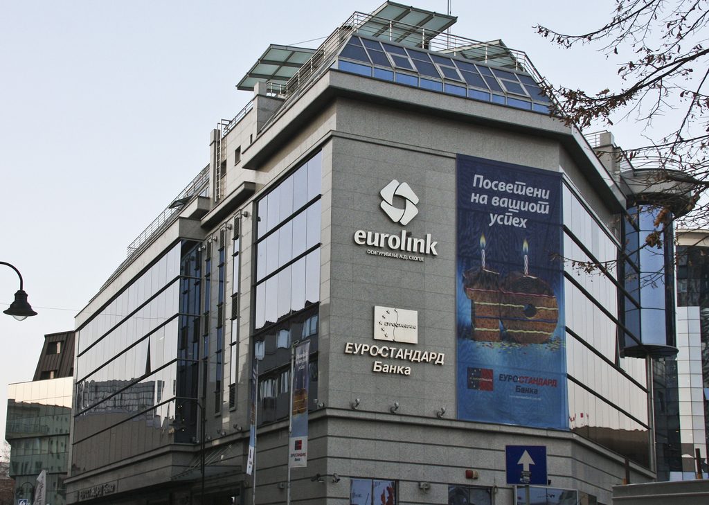 2300 вработени од Еуростандард банка се во статус кво состојба, власта се уште нема решение