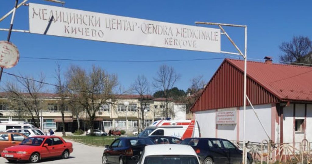 Во Кичево е инфициранo 10-месечно бебе, а појавен е и нов кластер од 30 млади лица