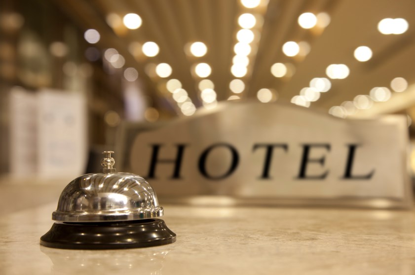 Македонските хотелиери најавуваат уште отпуштања, корона-кризата ги уништи