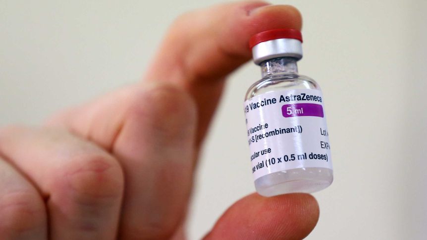 Во Франција 149 здравствени работници имале несакани ефекти од вакцината на Астра Зенека