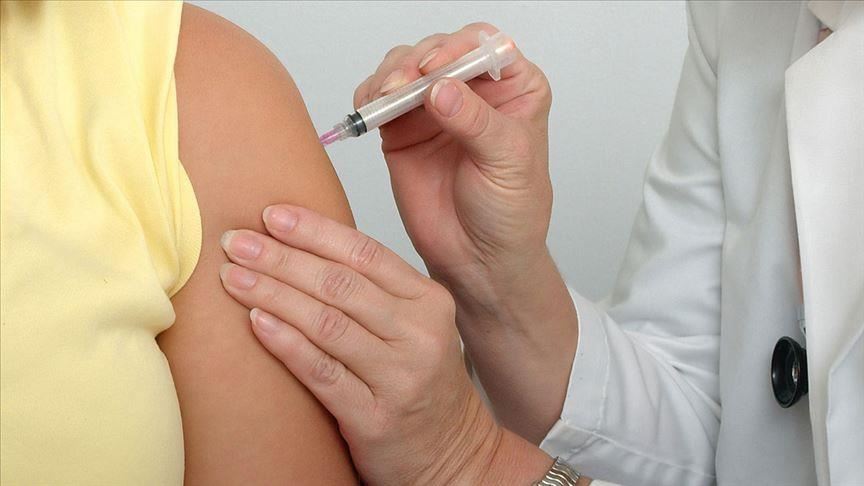 Дали знаете зошто се појавува болка на местото каде сте вакцинирани?