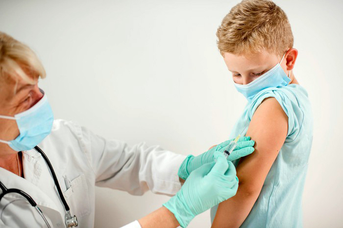 Од петокот до денеска во Грција се закажани над 28 илјади термини за вакцинација на деца