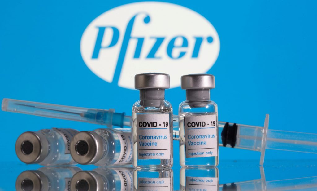 Студија: По примање втора доза вакцина на Фајзер, жените имаат поголема заштита од мажите