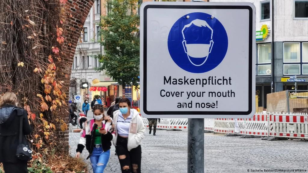 Се повеќе германски провинции ги фрлаат вакцините против Ковид-19 во ѓубре