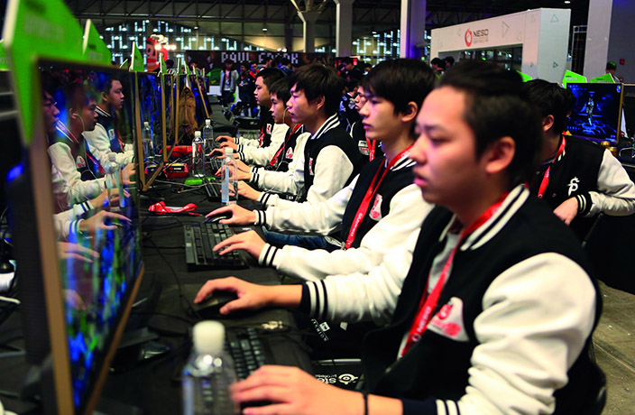 Кина усвои закон против зависност на младите од онлајн игри