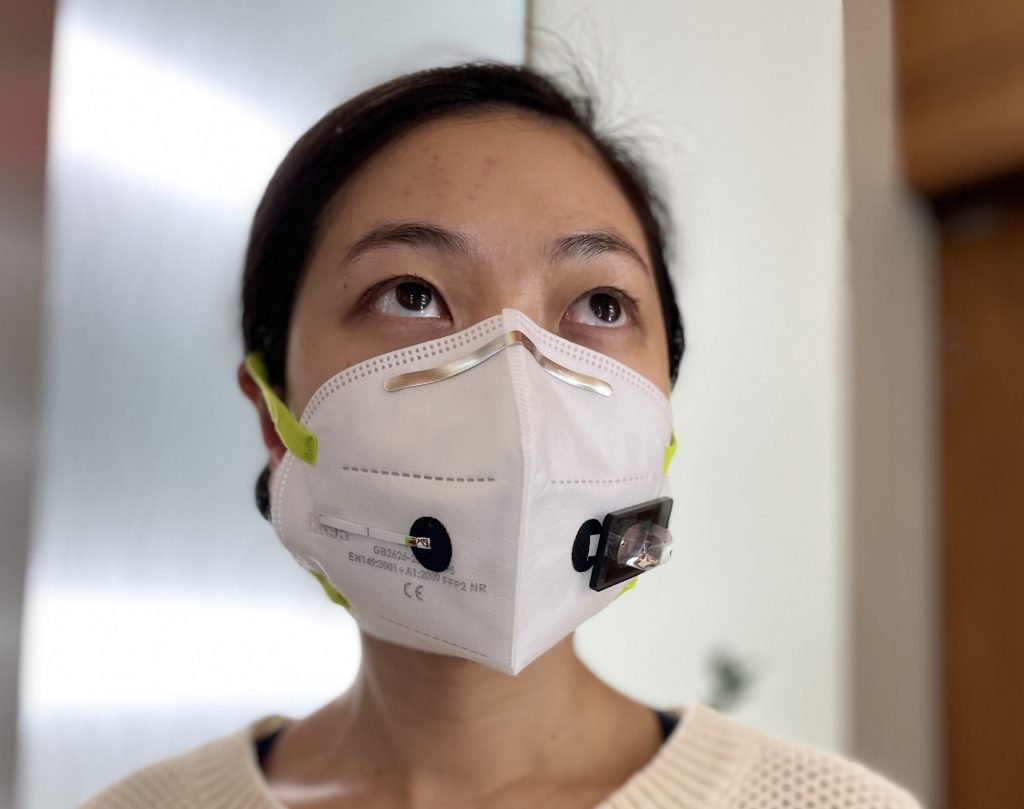 Кинески научници создадоа маска која предупредува на изложеност на коронавирус или грип