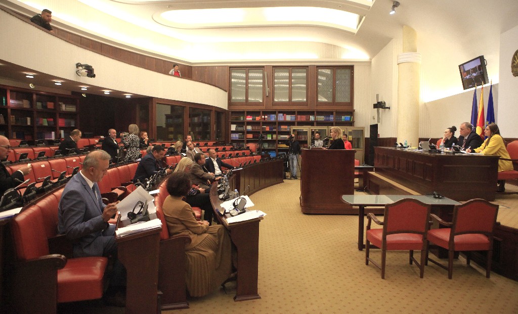 Анкетната комисија за случајот со Онкологија продолжи со сослушување на поранешните и актуелните директори на ФЗОМ