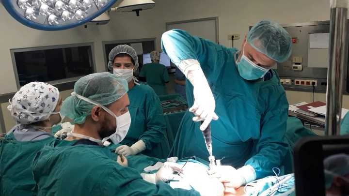 На Клиниката за Ортопедски болести се изведе трансплантација на подлактица со коскено ткиво од починат донор