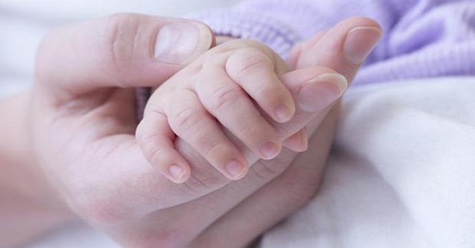 Четири бебиња во Белград починаа од голема кашлица