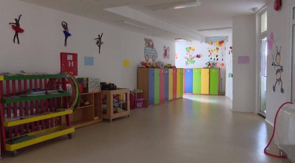 Велковски: Инспекциските служби ќе проведуваат дали децата во градинките се вакцинирани против голема кашлица